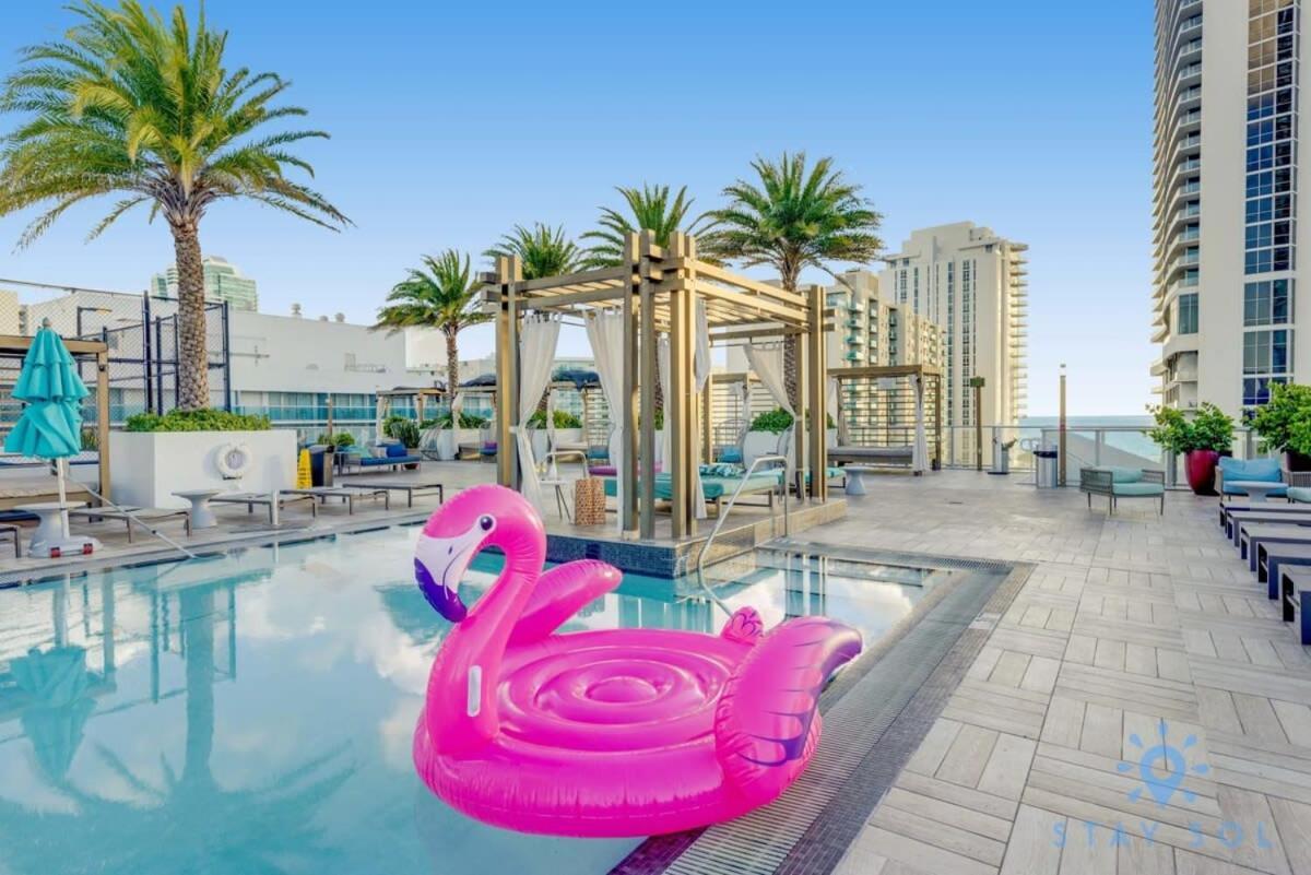 Luxury Amenities, Infinity Pool, Gym, Hot Tub Hollywood Exterior foto